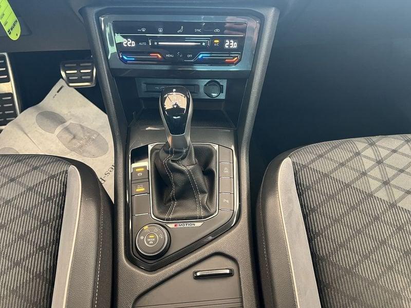 Volkswagen Tiguan Tiguan 2.0 TSI DSG 4MOTION R-Line