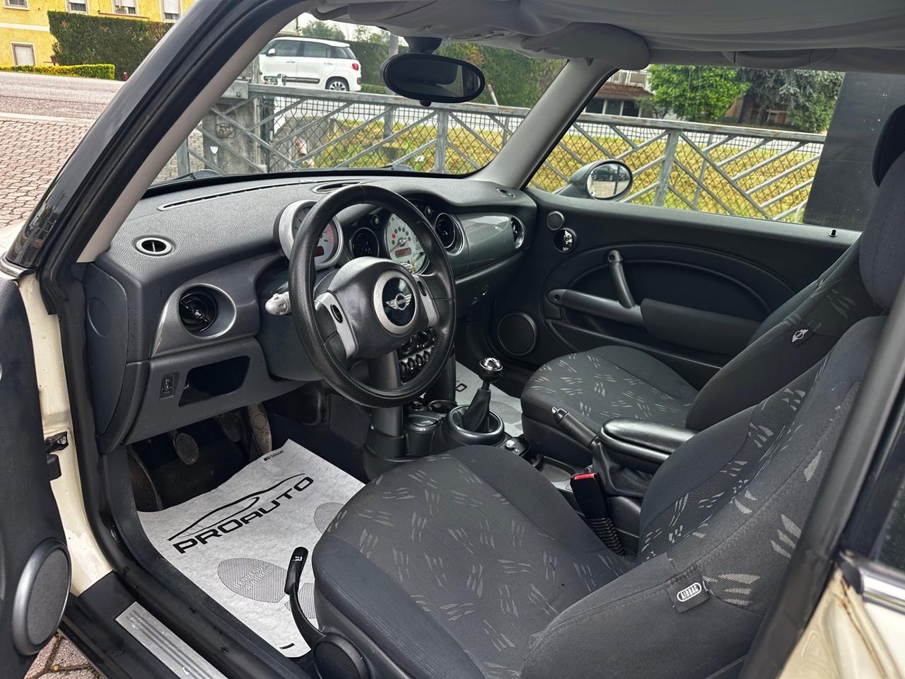 Mini 1.6 16V One