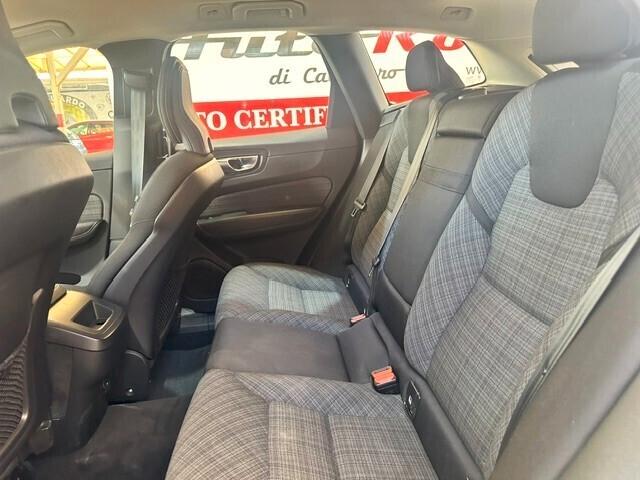Volvo XC 60 XC60 B4 (d) automatico Core