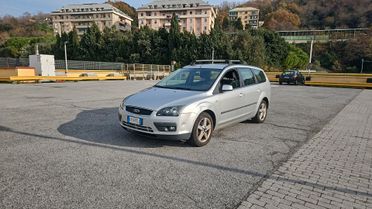 Ford Focus C-Max 1.6 TDCi (90CV) S.W. Limited ed.