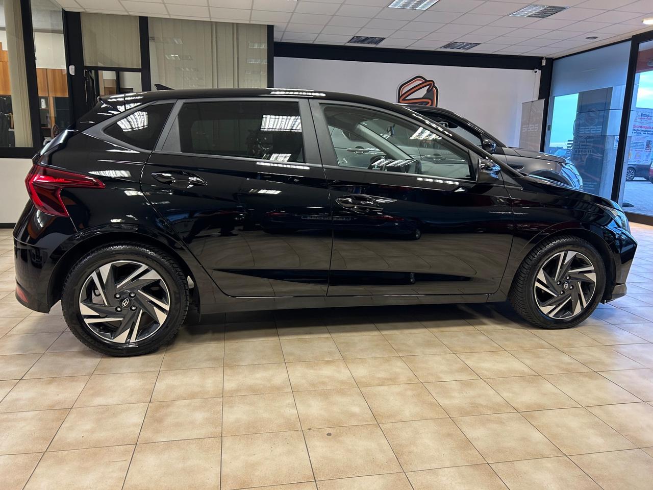 Hyundai i20 - 2022 1.2 MPI 84cv NEOPATENTATI