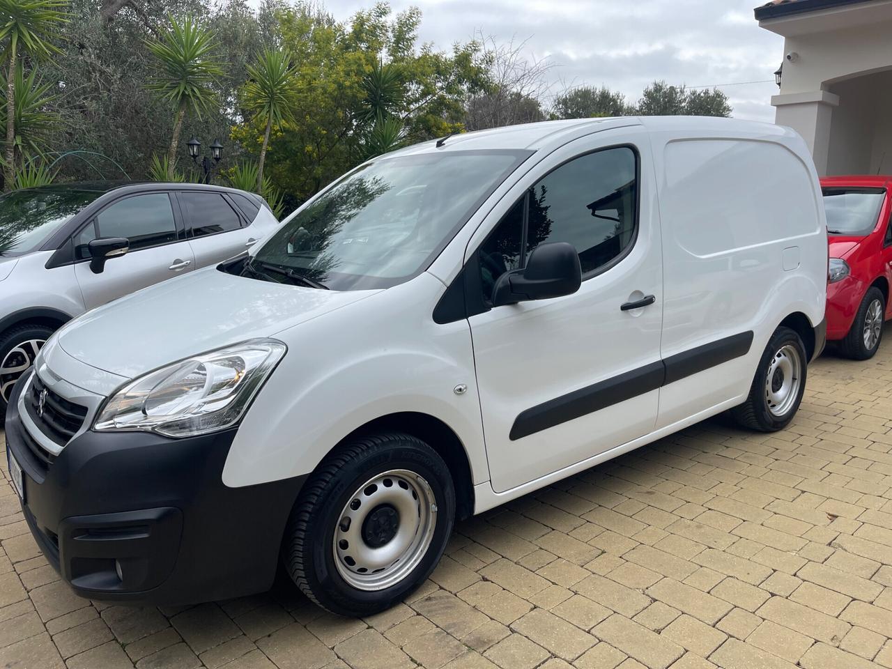 PEUGEOT PARTNER 1.6 HDI 3 POSTI VAN PORTA LAT MY18