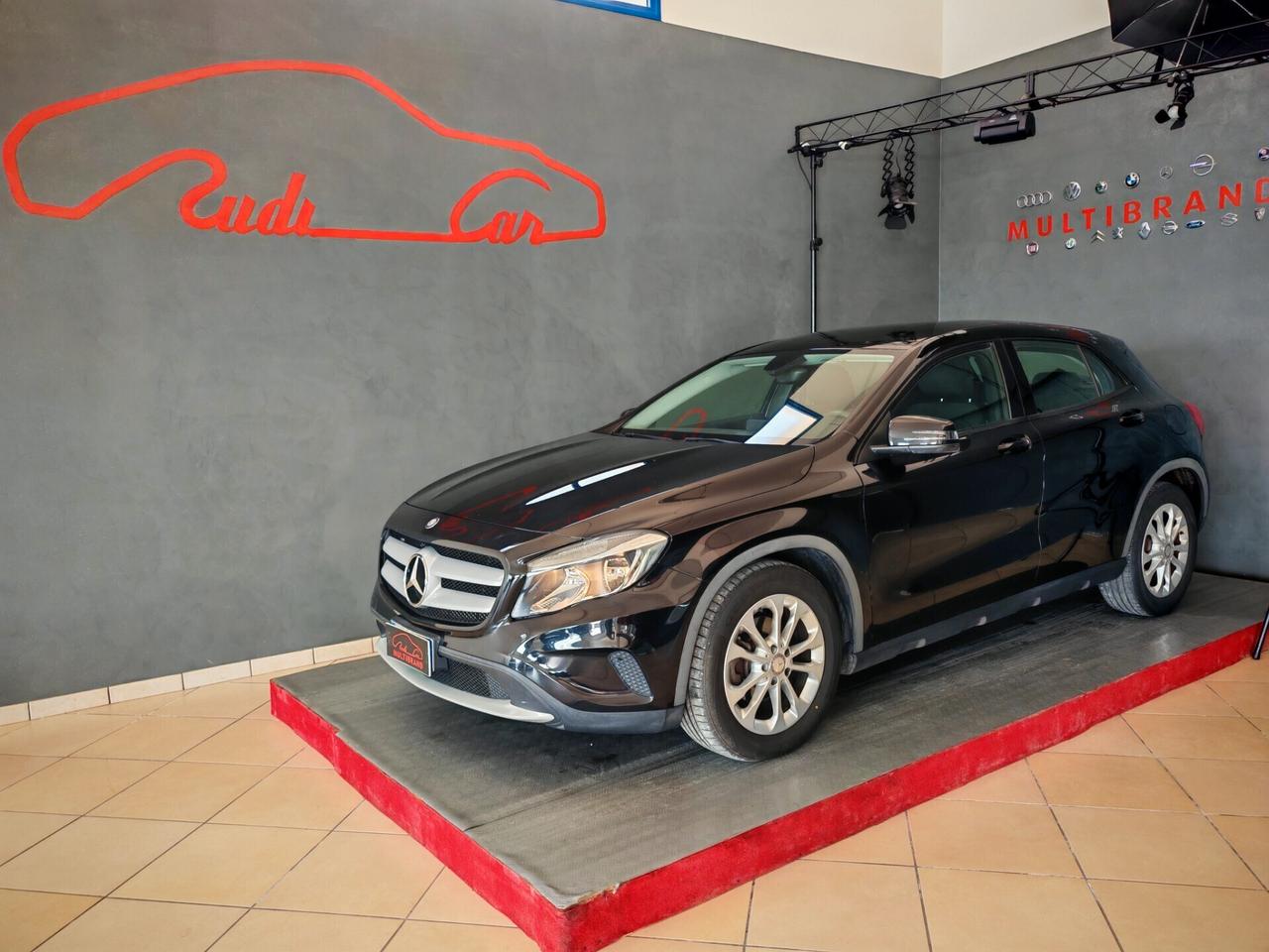 Mercedes-benz GLA 180 GLA 180 CDI Automatic Premium