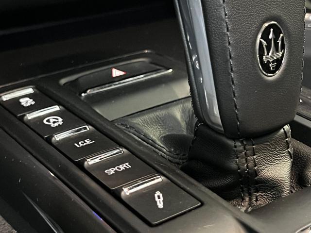 MASERATI Ghibli V6 430 CV Gransport SQ4