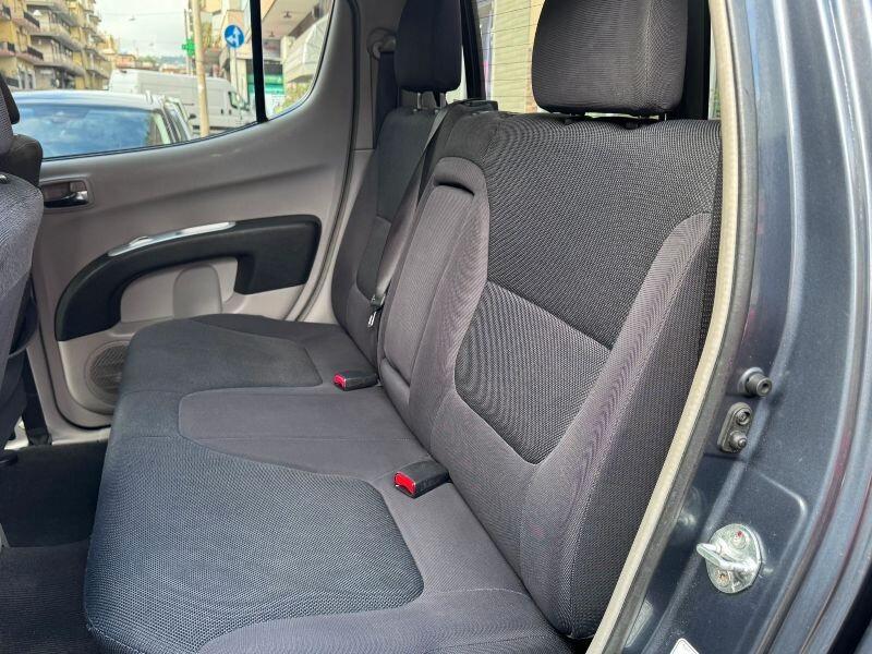 Mitsubishi L200 2.5 DI-D/136CV Double Cab Invite
