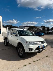 Mitsubishi L200 2.5 DI-D/178CV Club Cab Invite DPF