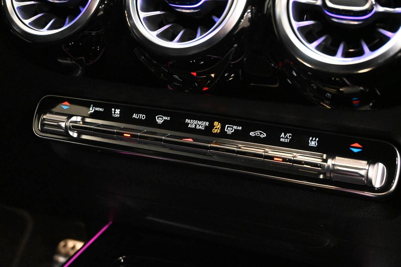 MERCEDES GLA (H247) GLA 250 e hybrid E...