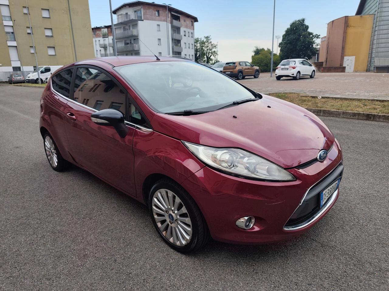 Ford Fiesta 1.2 Benz 82CV 3 porte Titanium