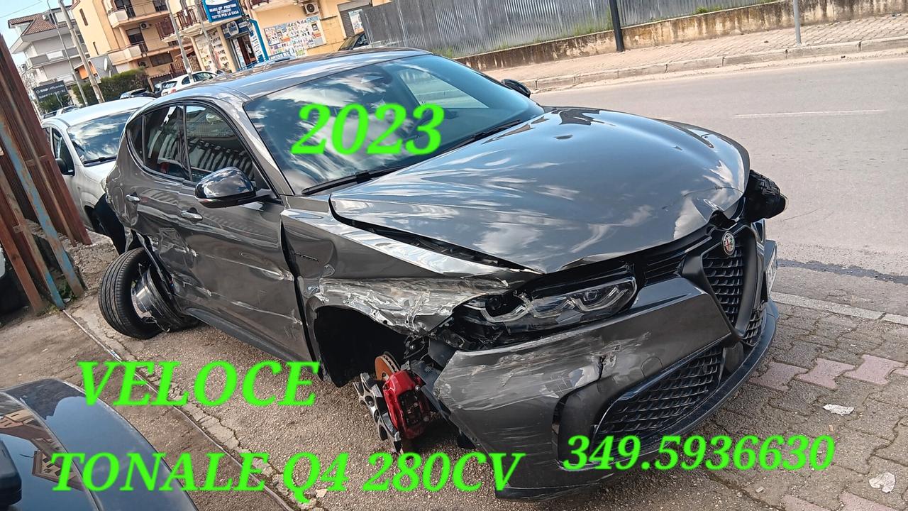 Alfa Romeo Tonale 1.3 280 CV PHEV AT6 Q4 Veloce incidentata sinistrata mondialcars