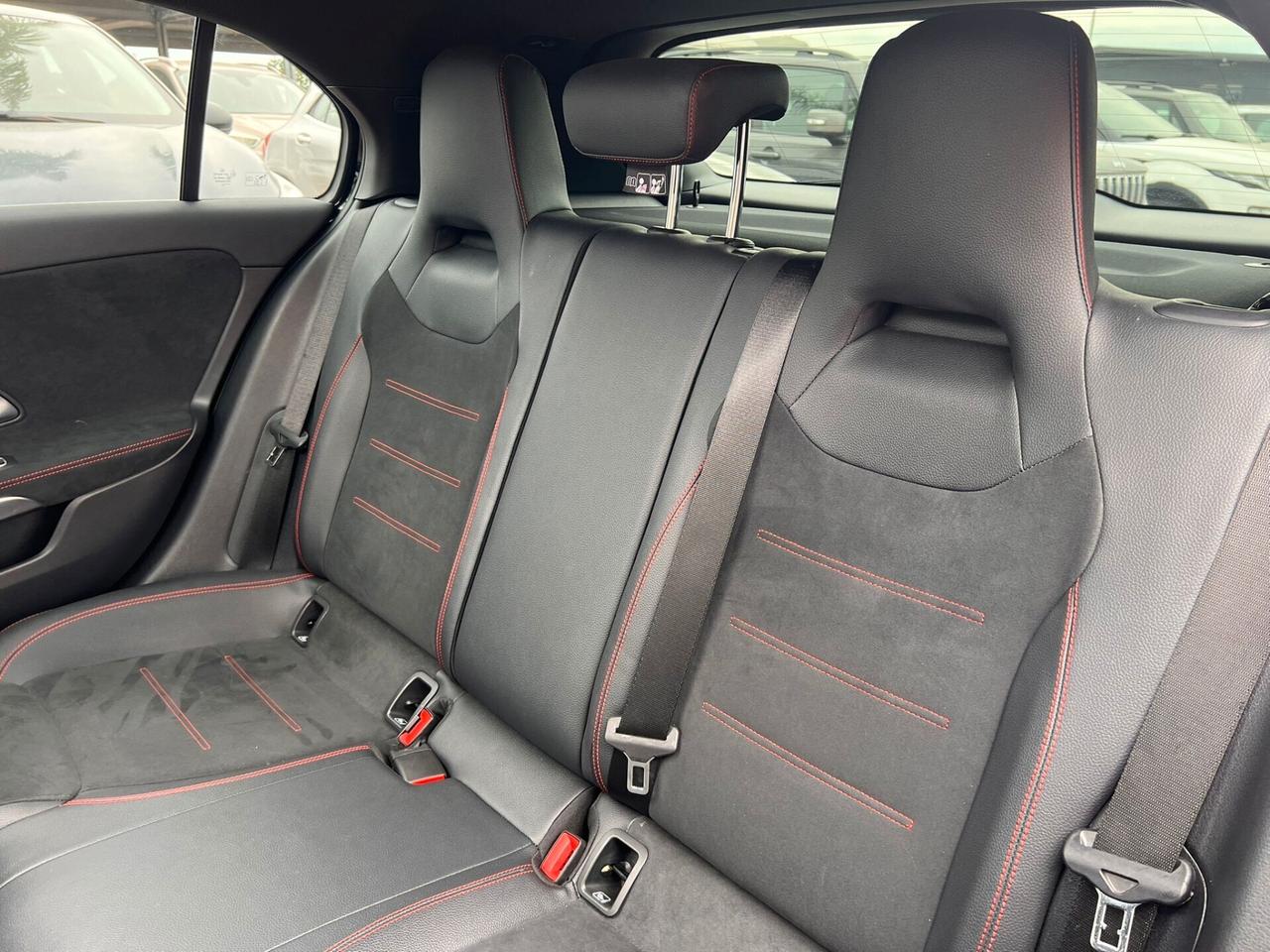 Mercedes-benz A 35 AMG 4MATIC
