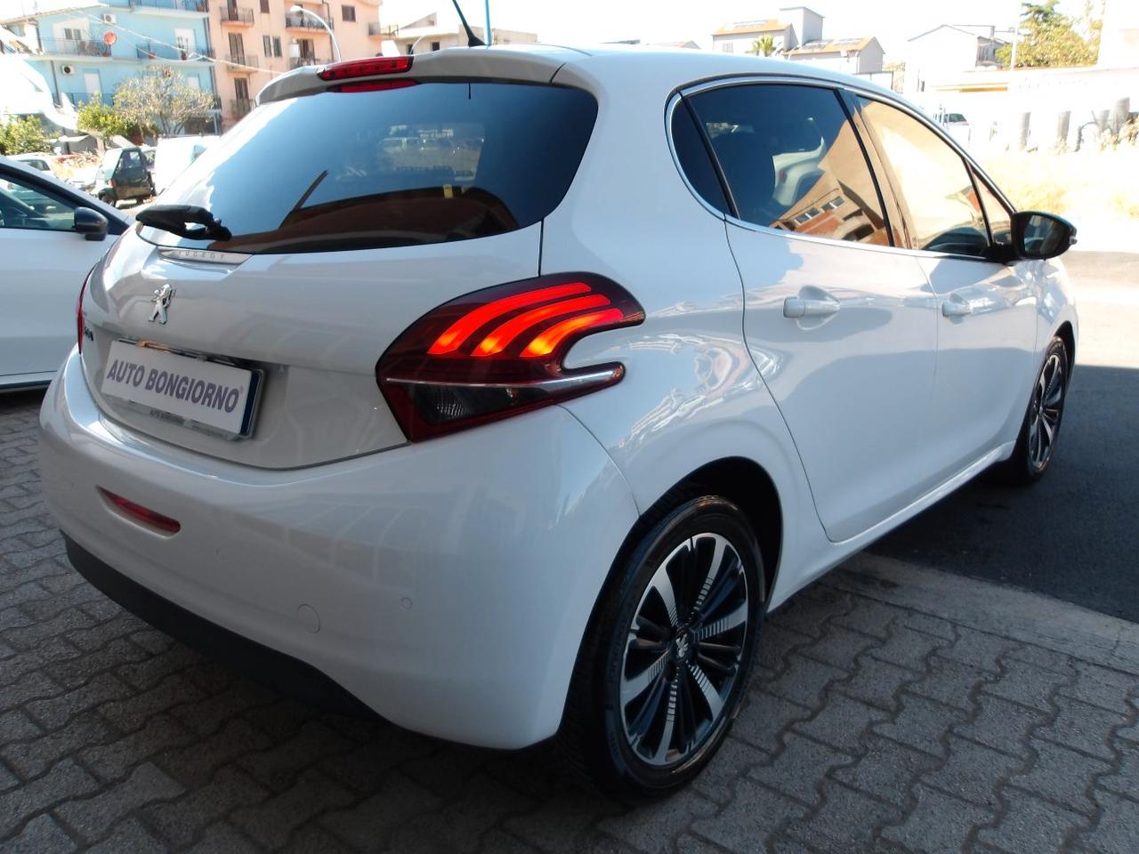 Peugeot 208 5 Porte 208 5p 1.6 bluehdi Allure 75cv