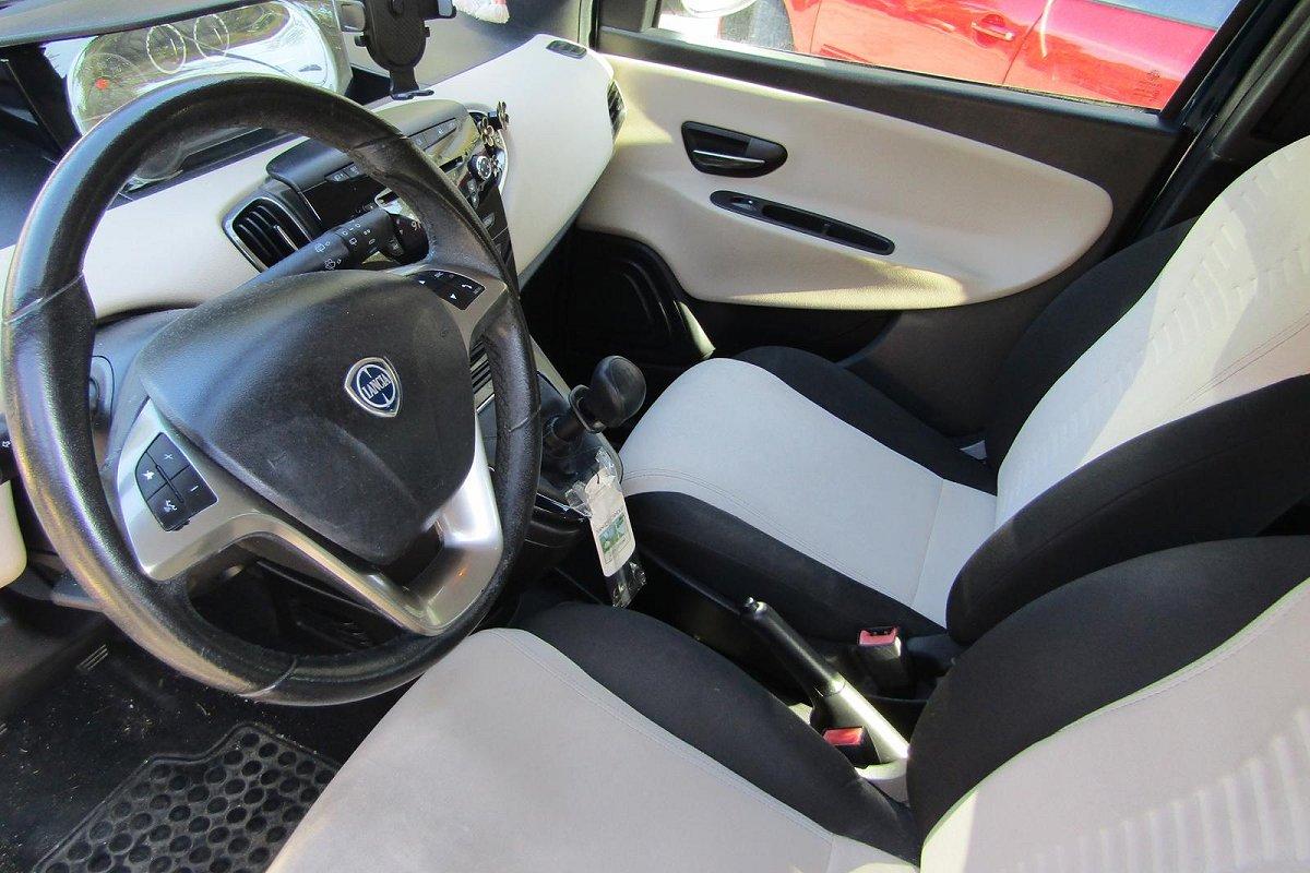 LANCIA Ypsilon 1.2 69 CV 5 porte 30th Anniversary