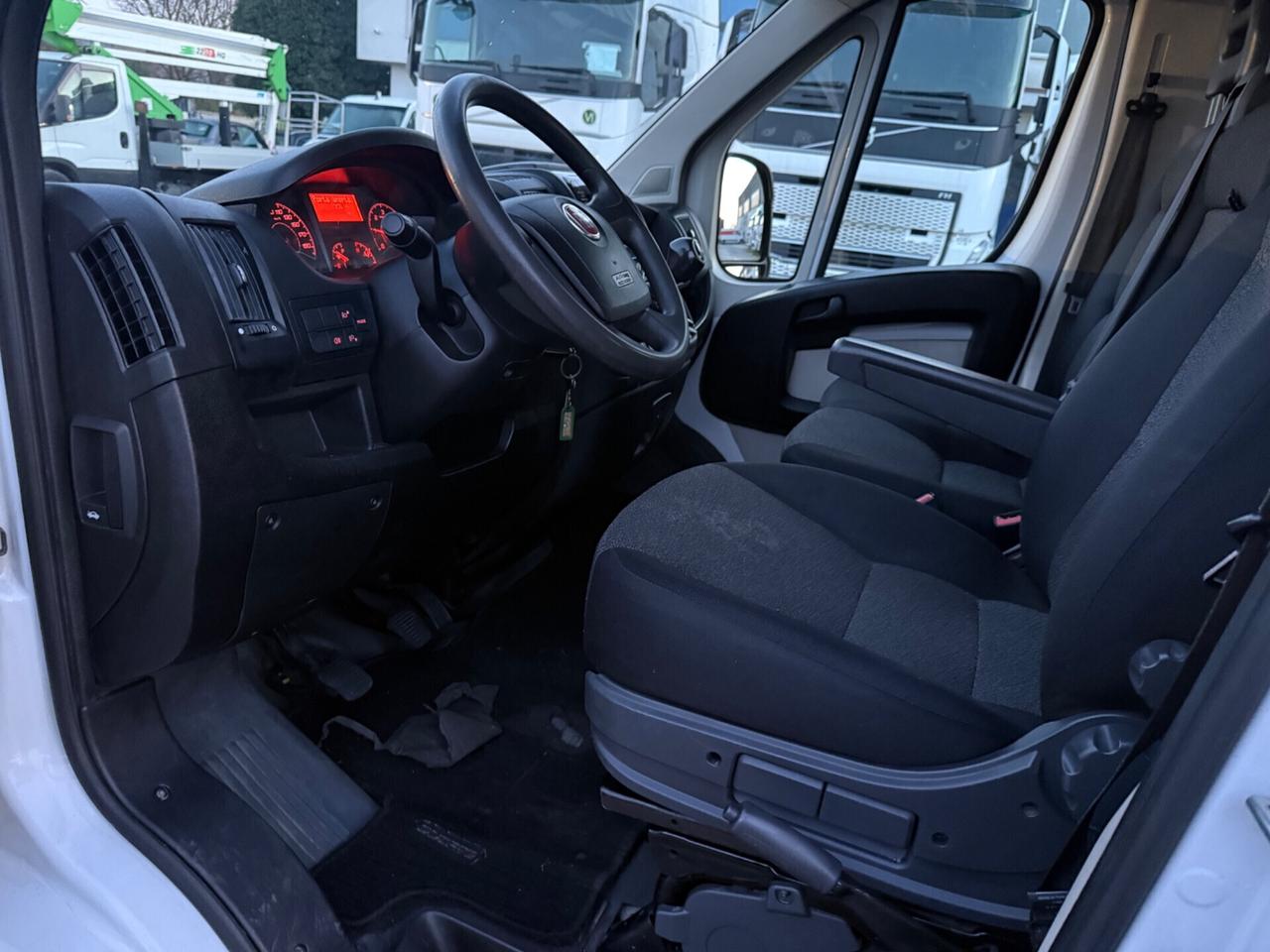 Fiat Ducato 2.3 DOKA 7 posti cassone fisso Euro6D