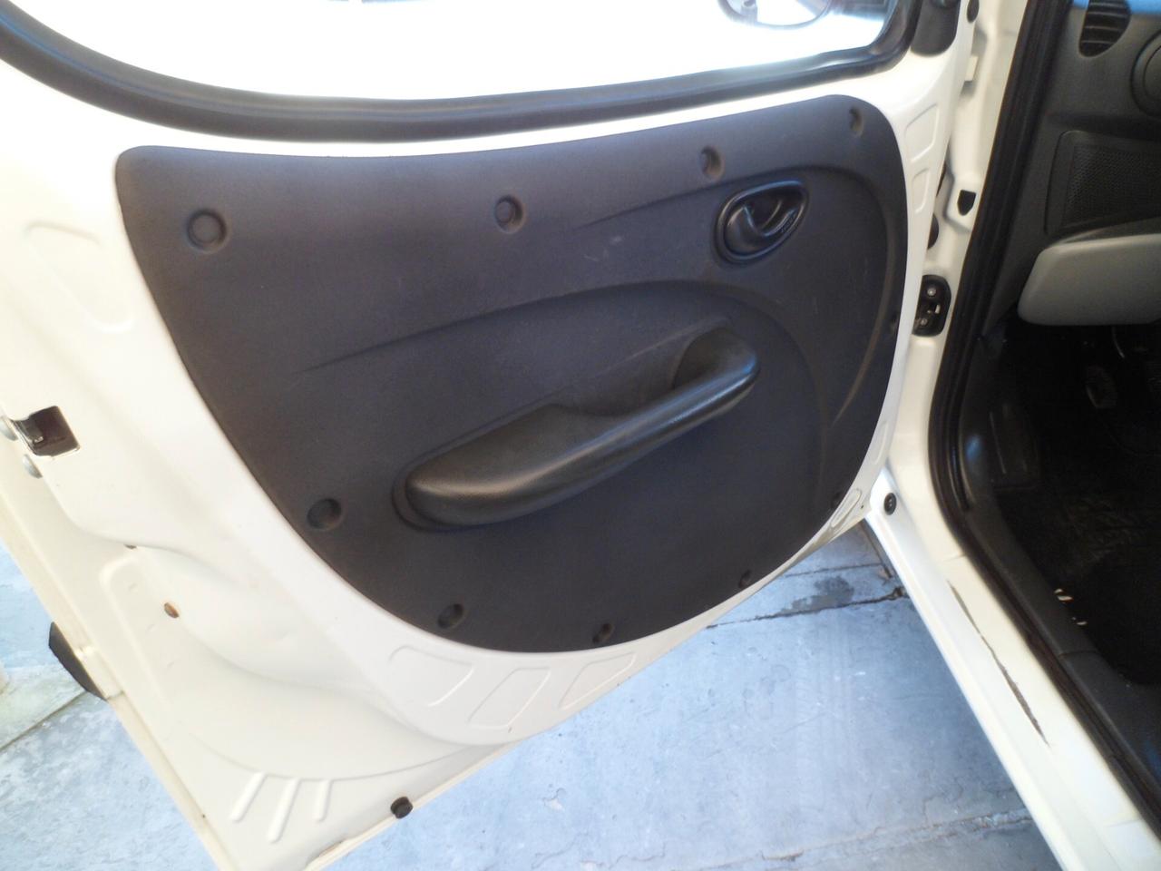 Fiat Doblo 1.3 MJT furgone Cargo 09