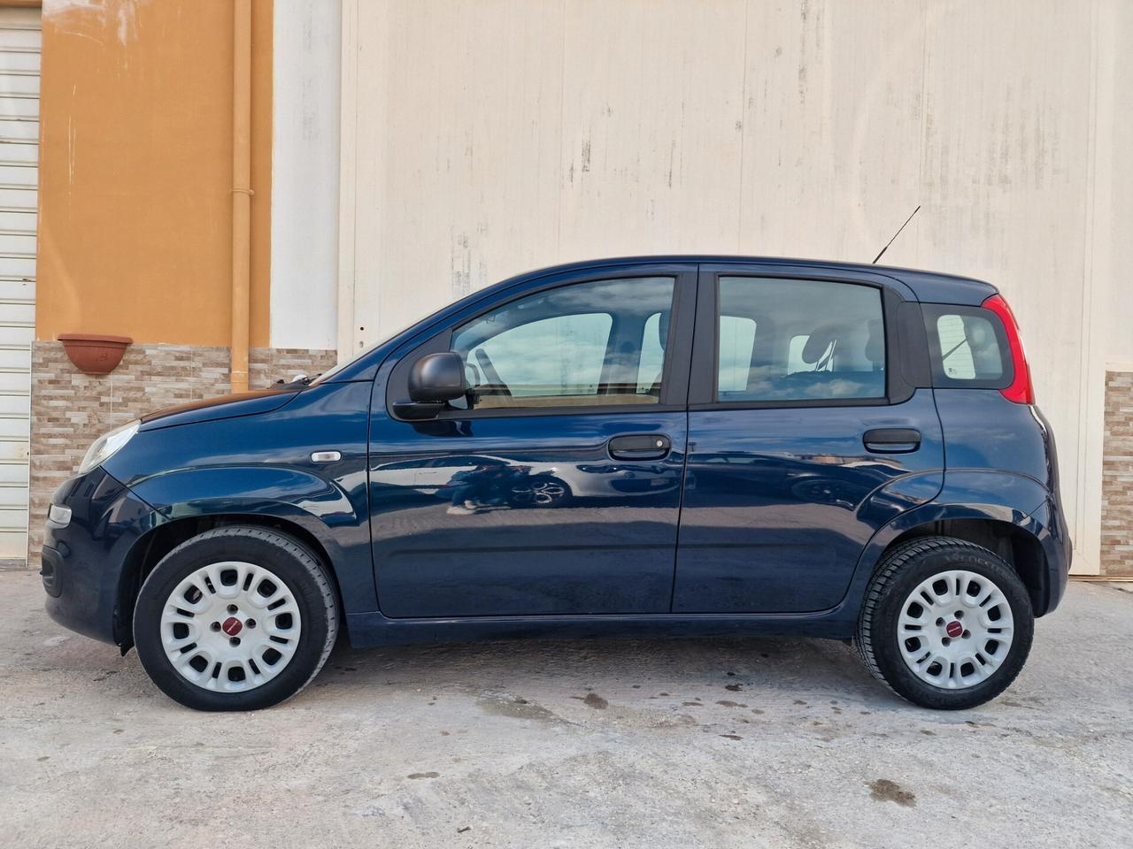 Fiat Panda 1.2benzina 70cv Apr.2018