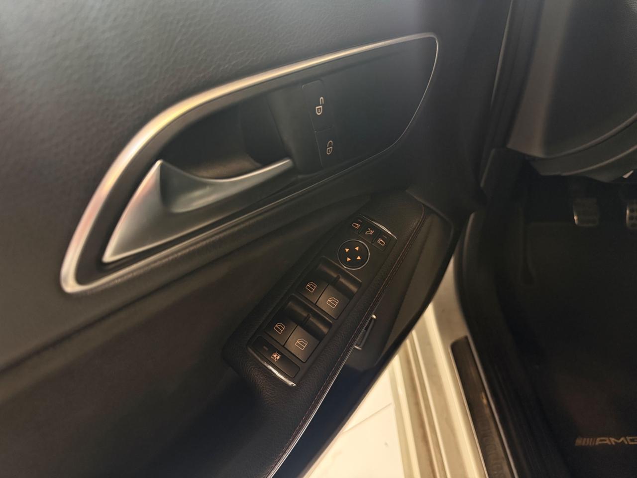 Mercedes-benz CLA 180 CDI Premium