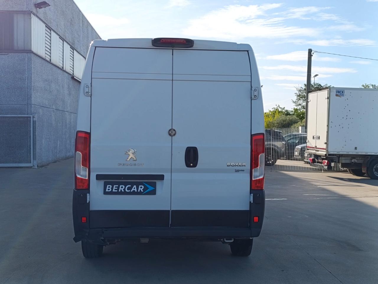 PEUGEOT Boxer 335 2.2 bluehdi 140cv S&S L3H2 (Premium)