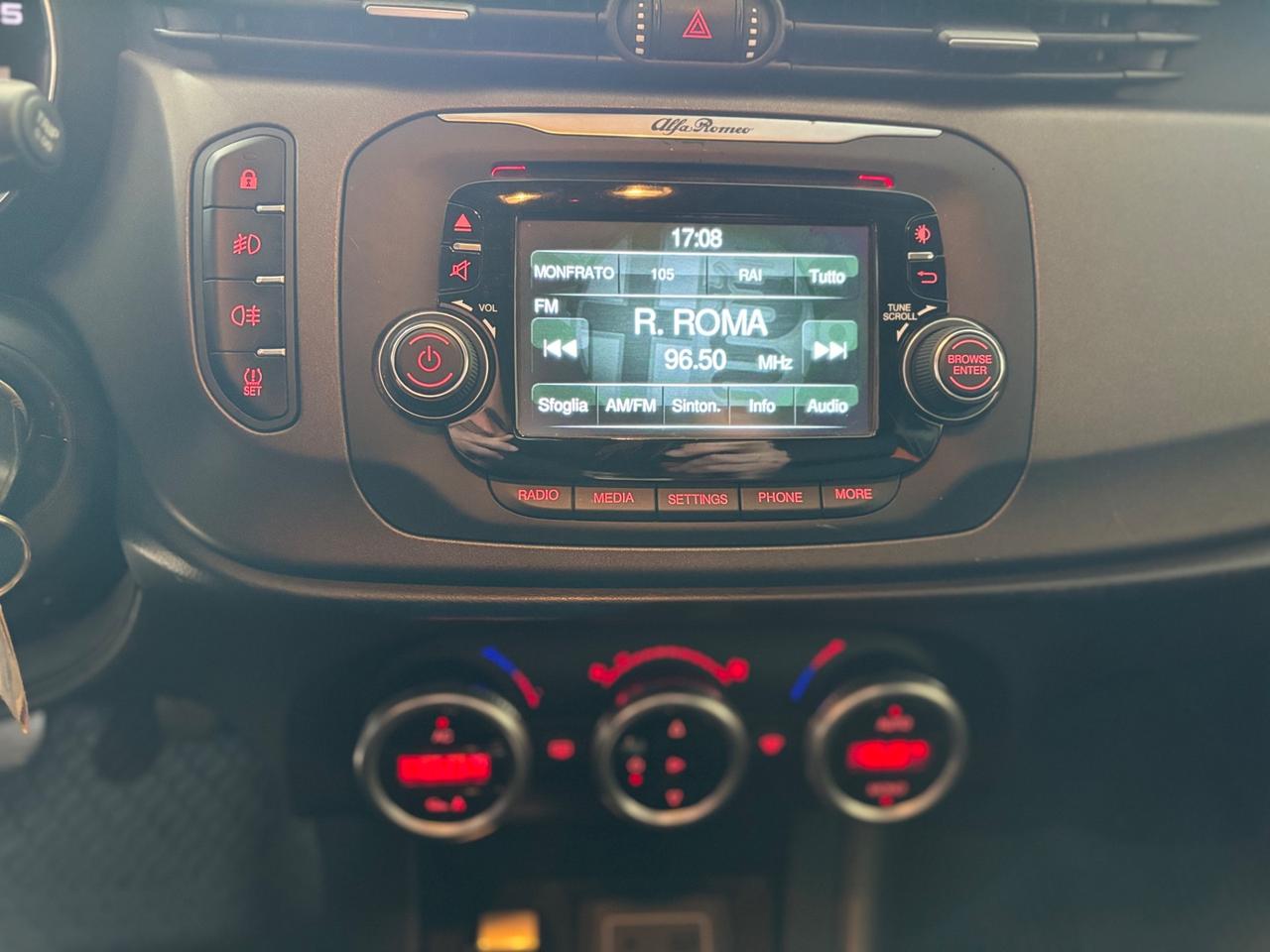 Alfa Romeo Giulietta 1.4 Turbo 120 CV GPL Distinctive permute finanziamenti