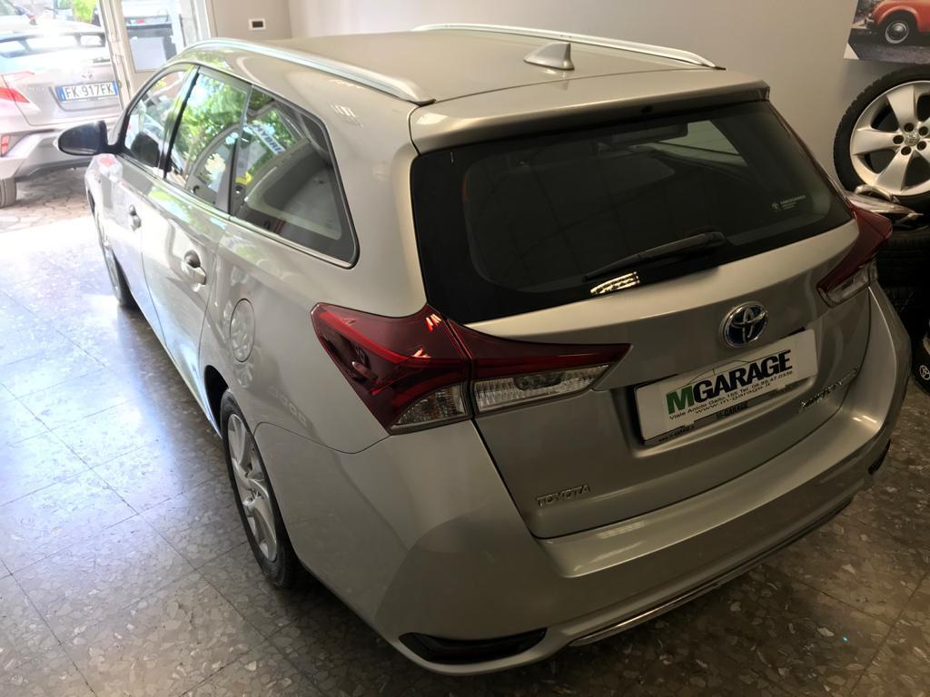 Toyota Auris TS 1.8 Hybrid Business ARGENTO