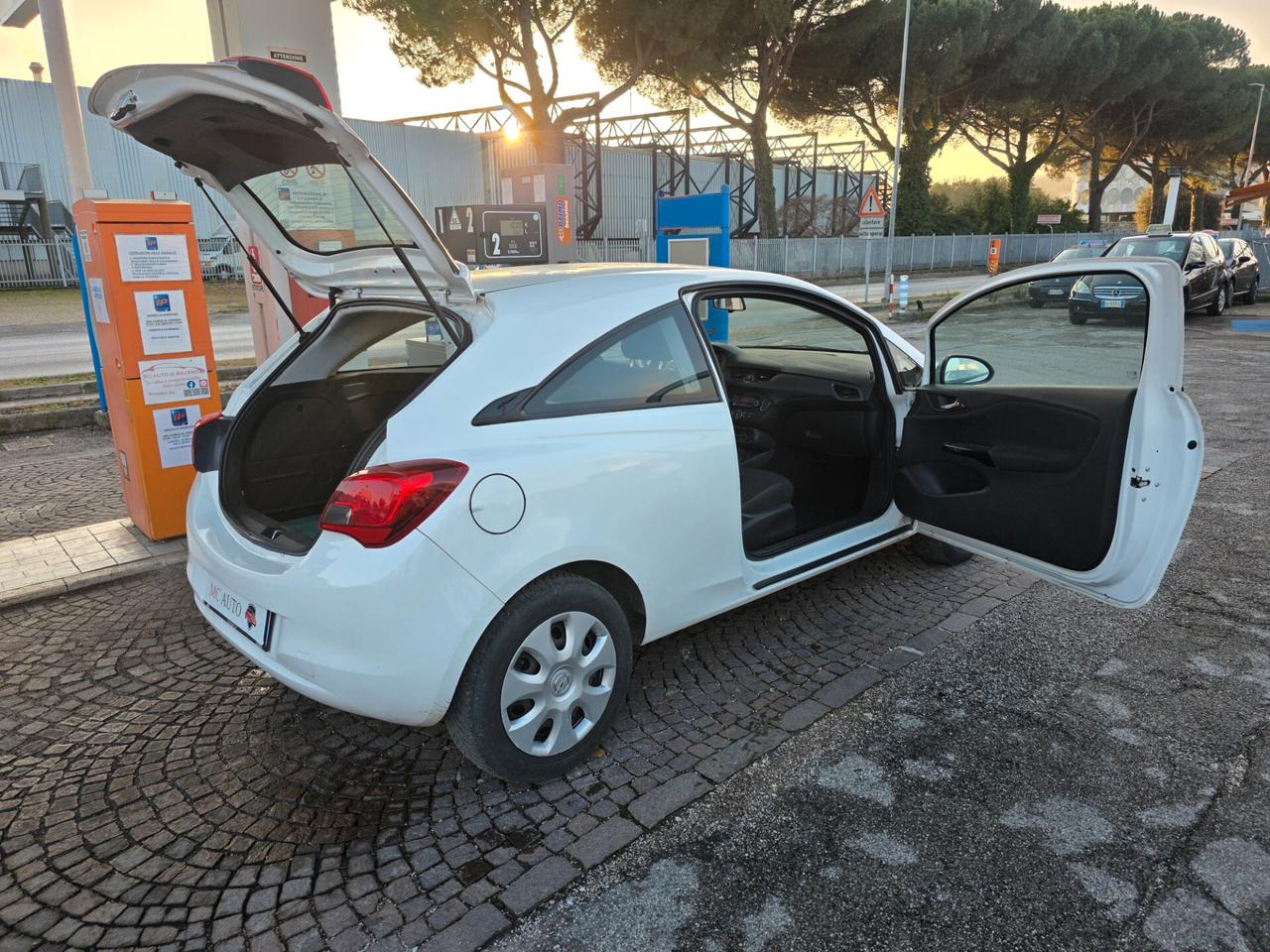 Opel Corsa 1.3 CDTI Van 2 posti con 224.000km Neopatentati ok