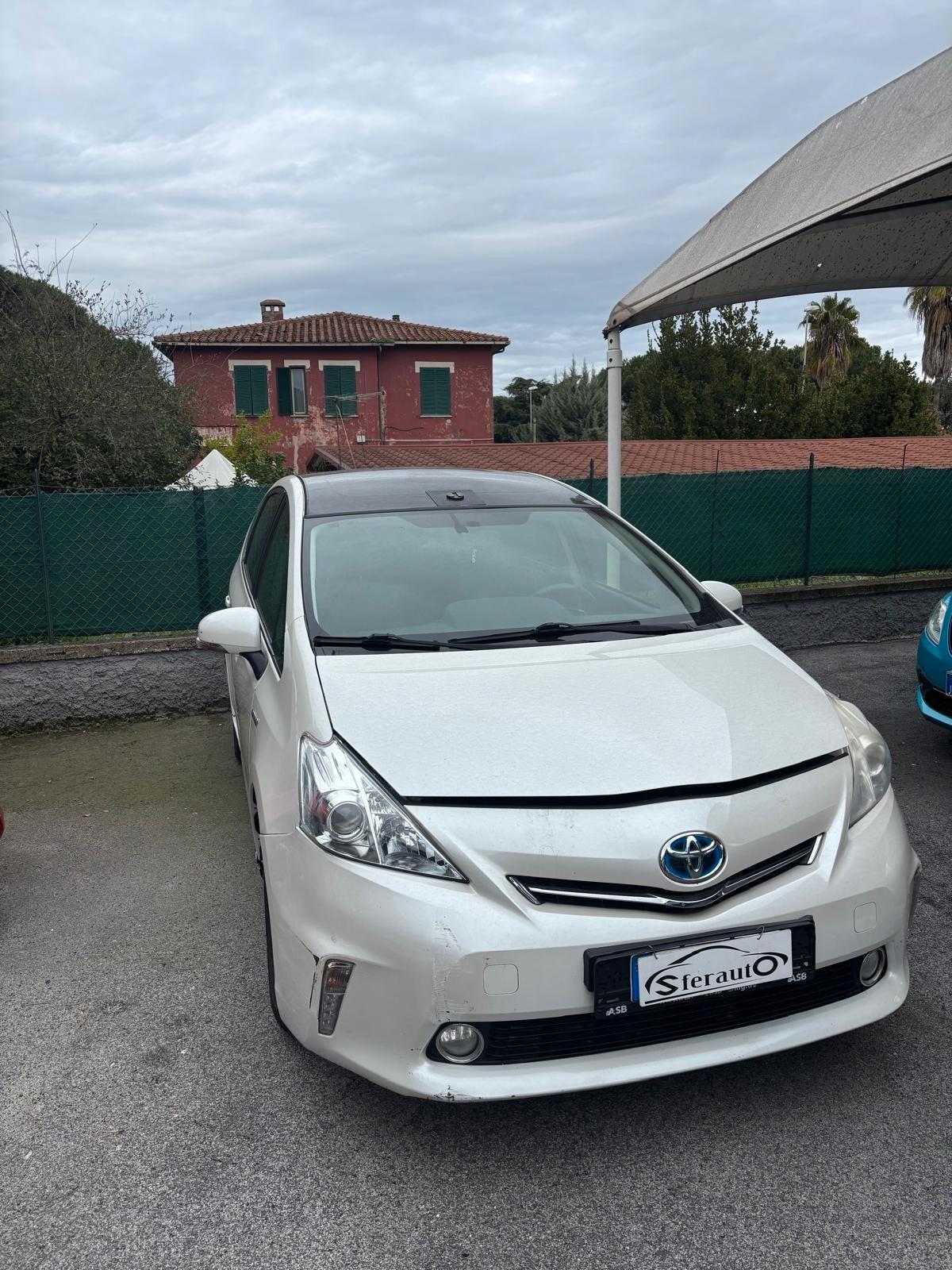 Toyota Prius Prius+ 1.8 Lounge