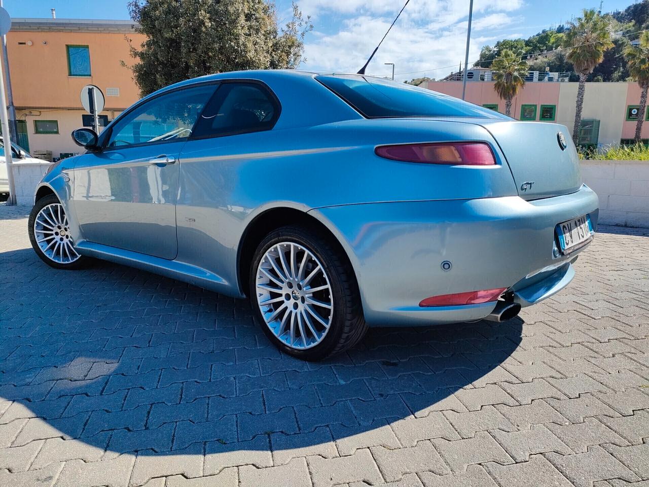 Alfa Romeo GT 1.9 MTJ motore rivisto