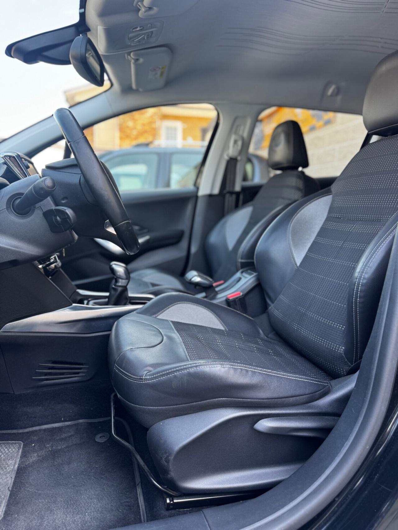 Peugeot 2008 1.6 e-HDi 92 CV Stop&Start Allure