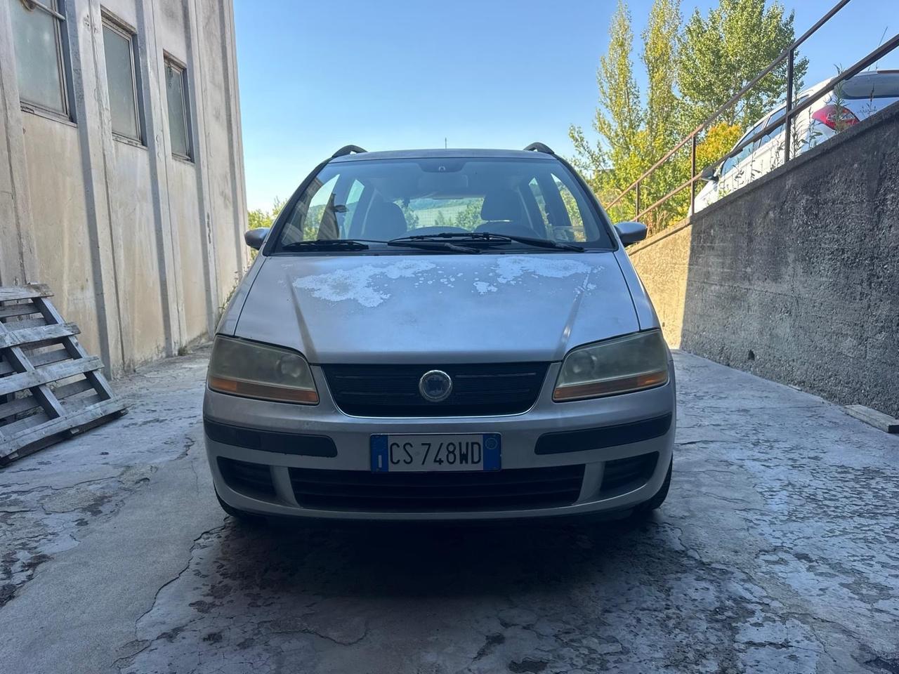 Fiat Idea 1.4 16V BlackEnergy