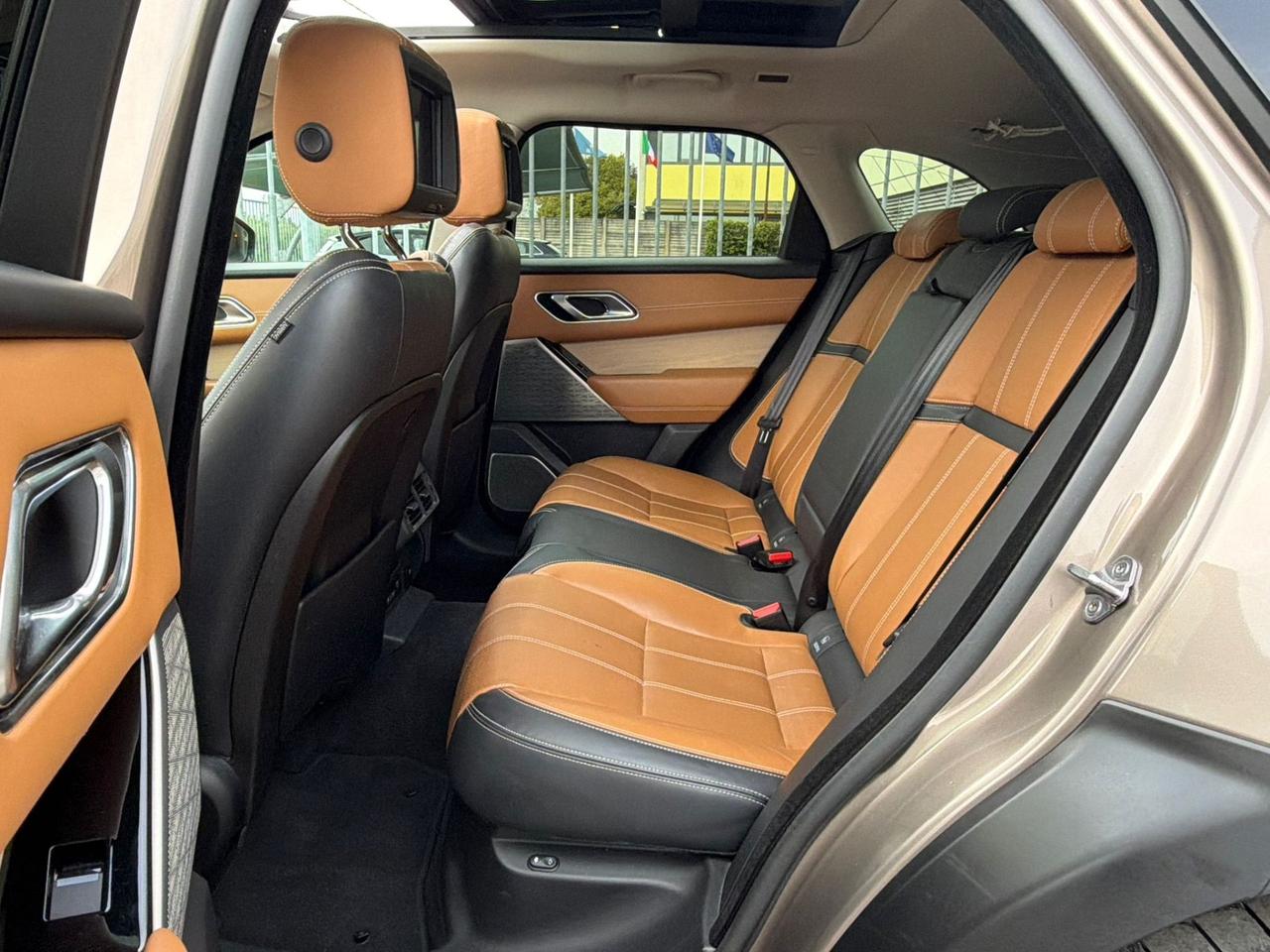 Land Rover Range Velar 3.0 V6 SD6 300 CV First Edition