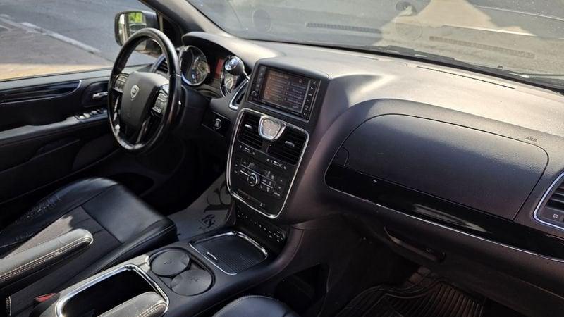 Lancia Voyager Voyager 2.8 Turbodiesel S 177 CV FULL OPTIONAL DVD