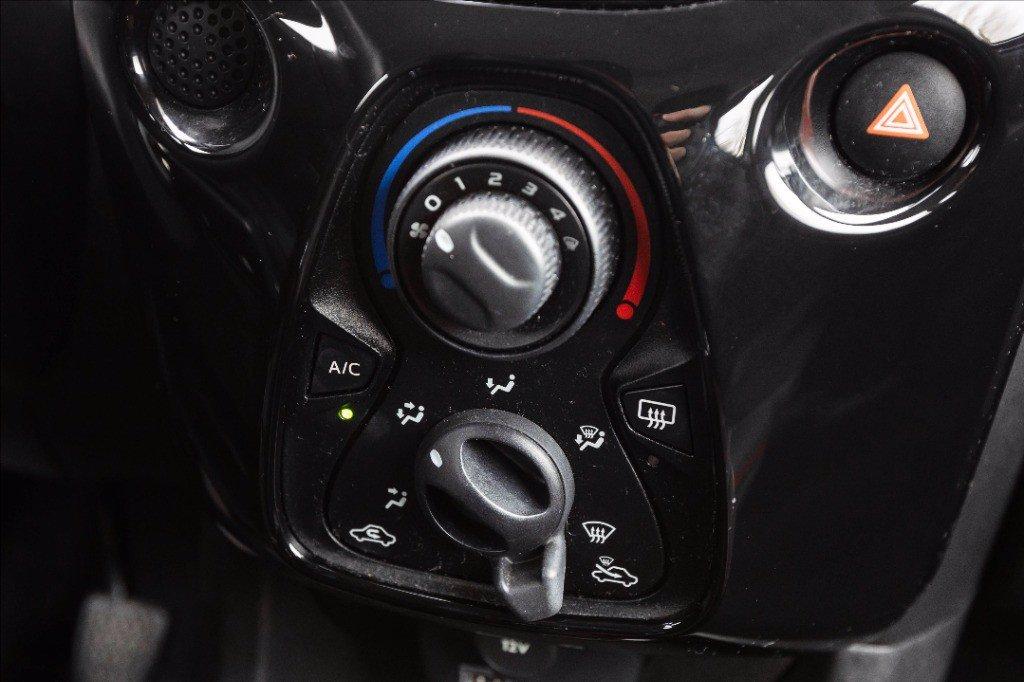 PEUGEOT 108 5p 1.0 vti Allure del 2015