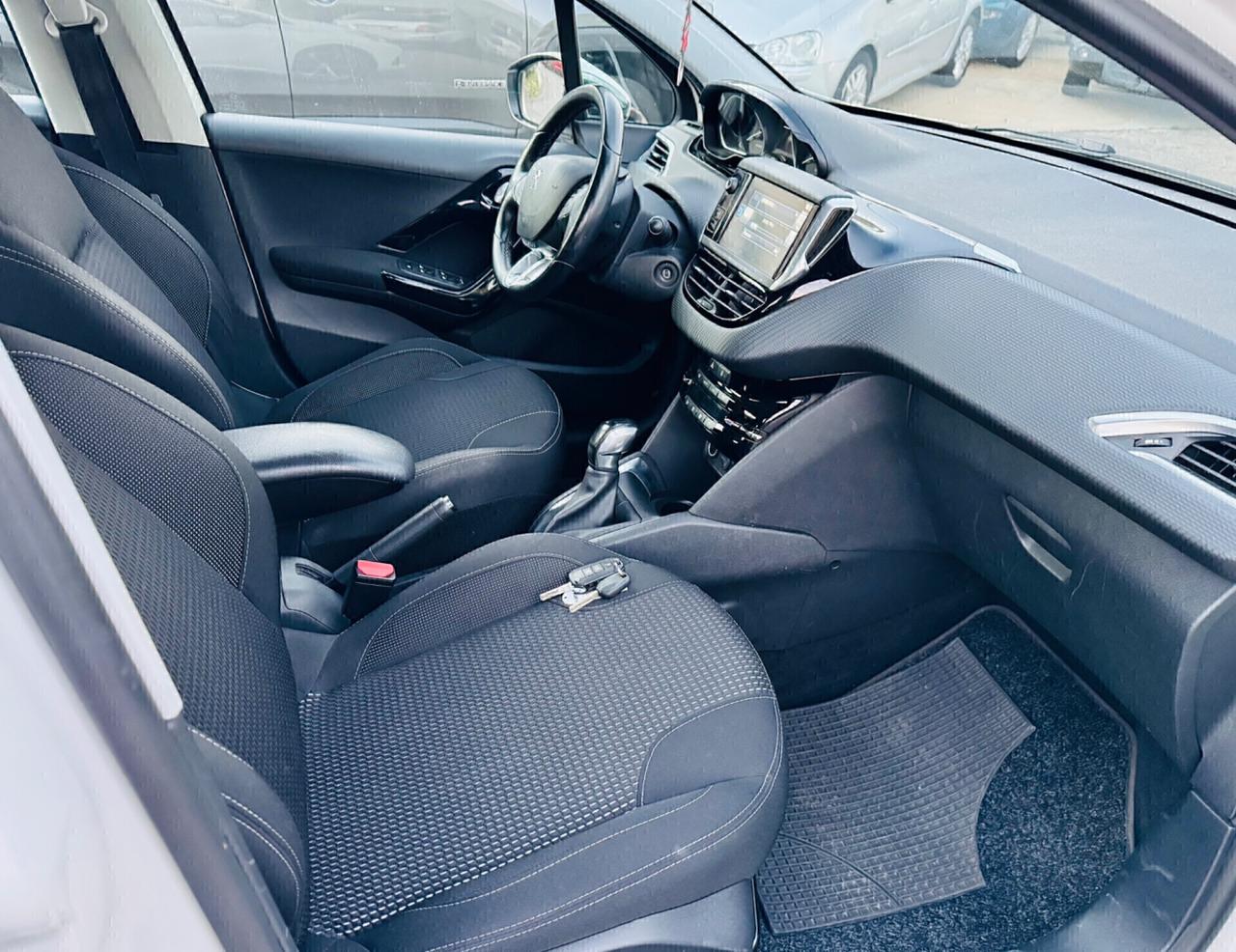 Peugeot 208 PureTech 82 5 porte Allure Ok Neopatentati