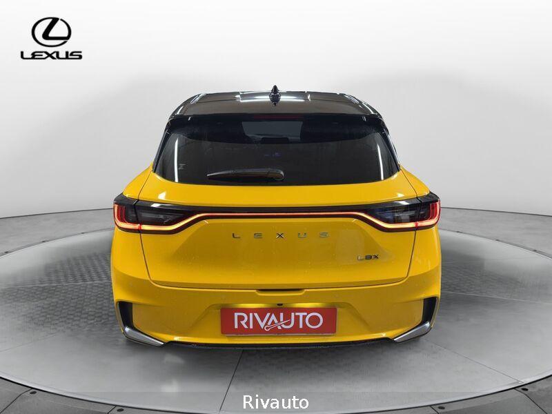 Lexus LBX LBX Hybrid Emotion