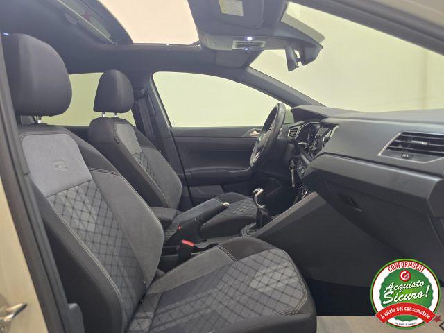 VOLKSWAGEN Taigo 1.0 TSI 110 CV R-Line + Tetto