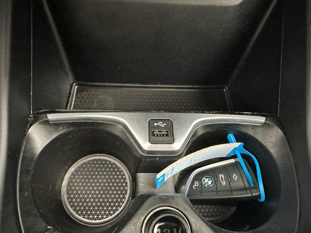 BMW 118 i 5p. Business Advantage