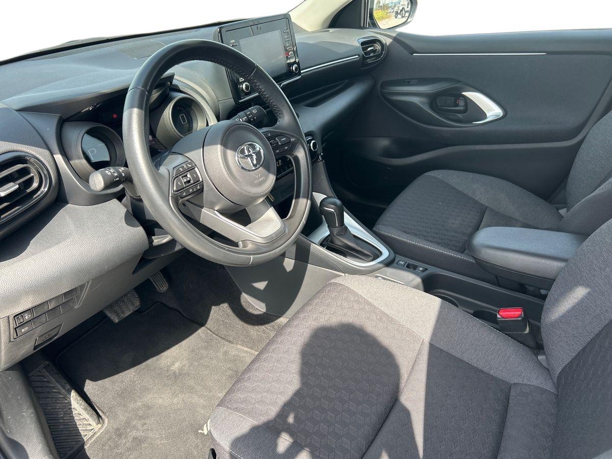 TOYOTA Yaris 4ª serie - Yaris 1.5 Hybrid 5 porte Trend
