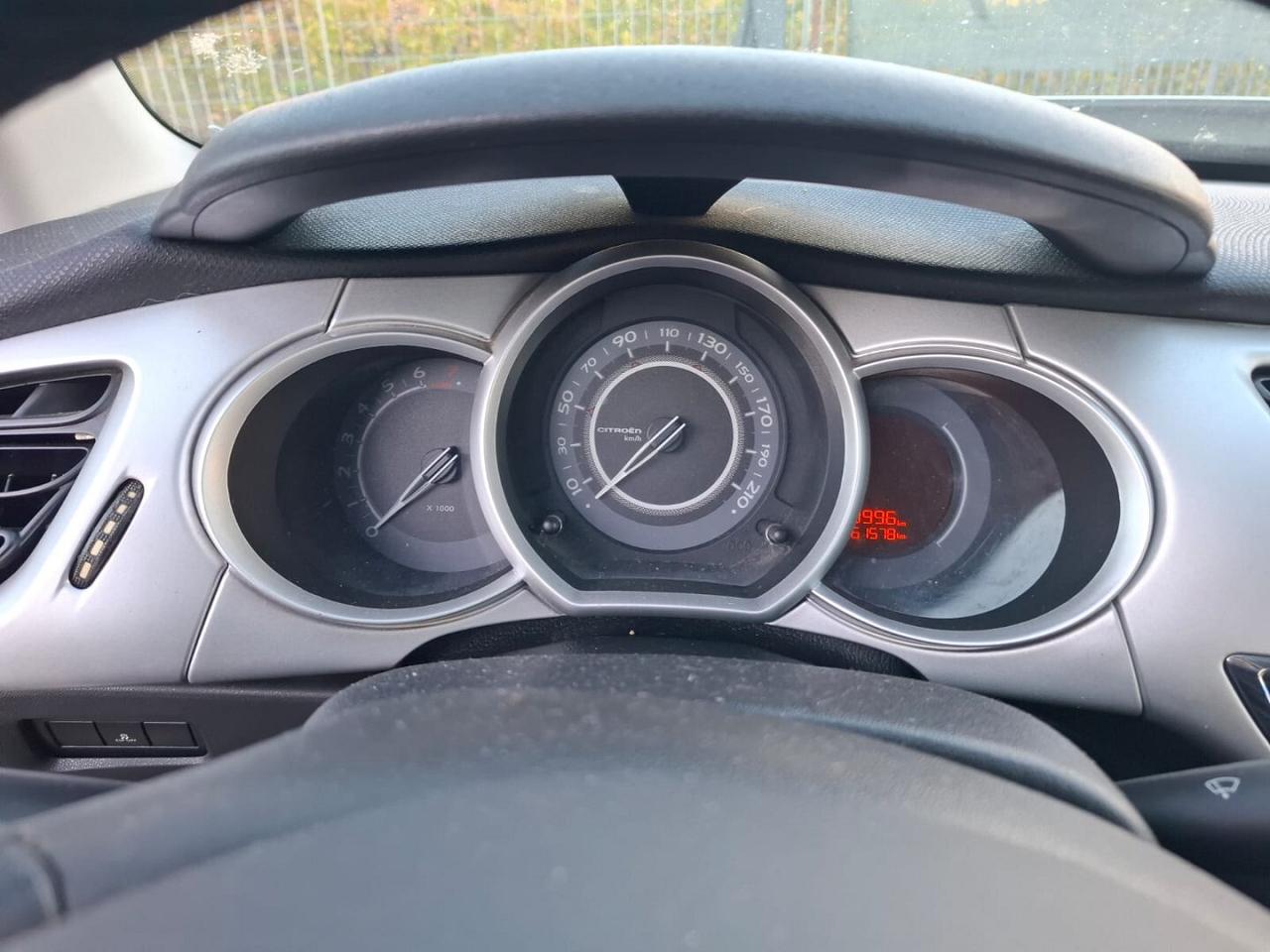 CITROEN C3 EXCLUSIVE 1.2 SINISTRATA VA IN MOTO