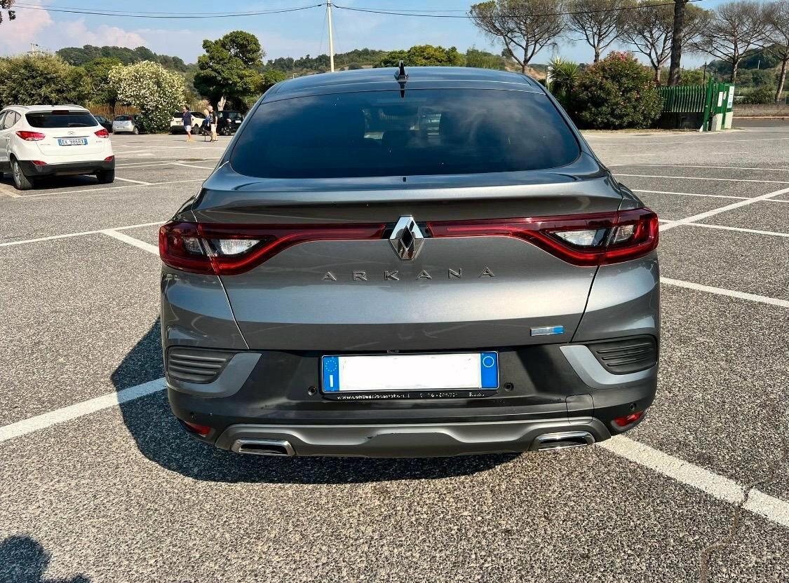 Renault Arkana Hybrid E-Tech 145 CV R.S. Line