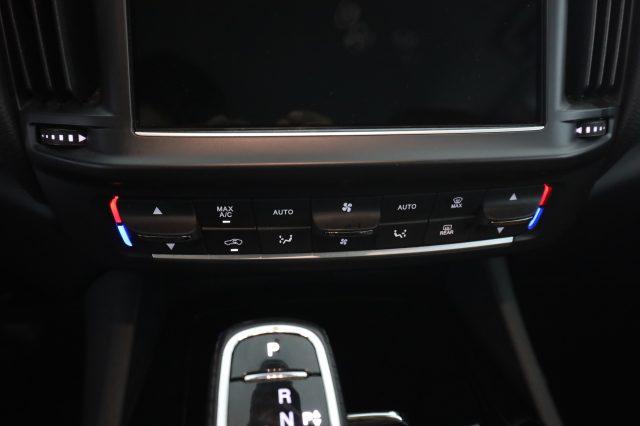 MASERATI Levante Levante V6 350 CV AWD