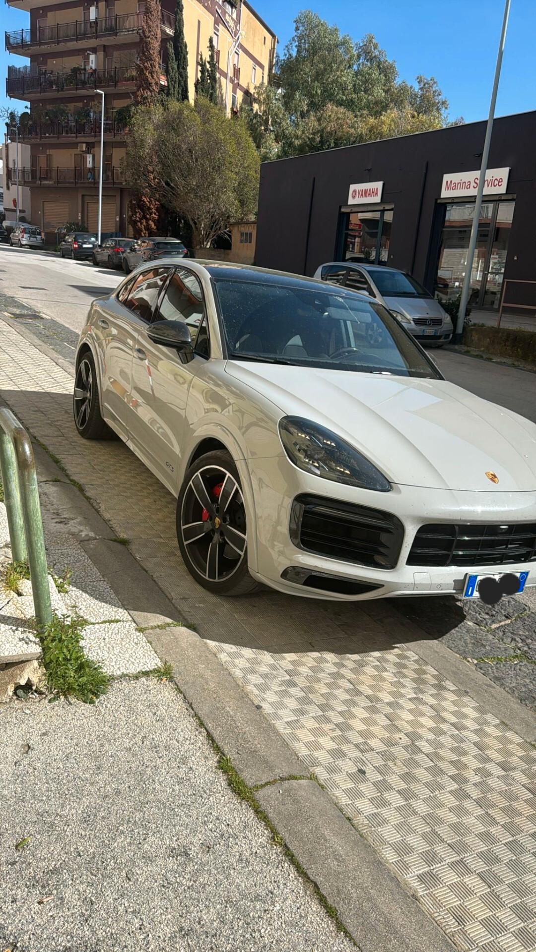 Porsche Cayenne COUPE 4.0 GTS