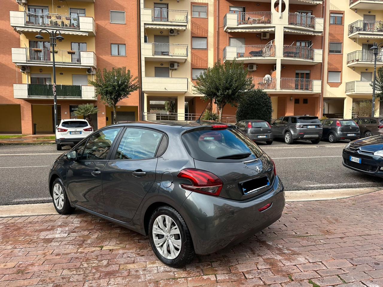 Peugeot 208 BlueHDi 75 5 porte Active