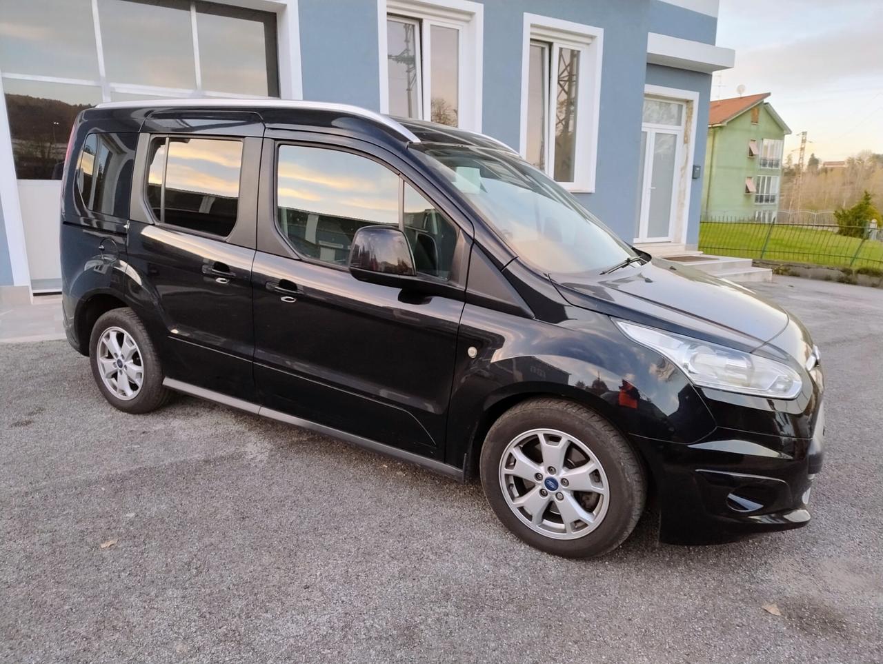 Ford Tourneo Connect Full tetto navigatore euro6 km88