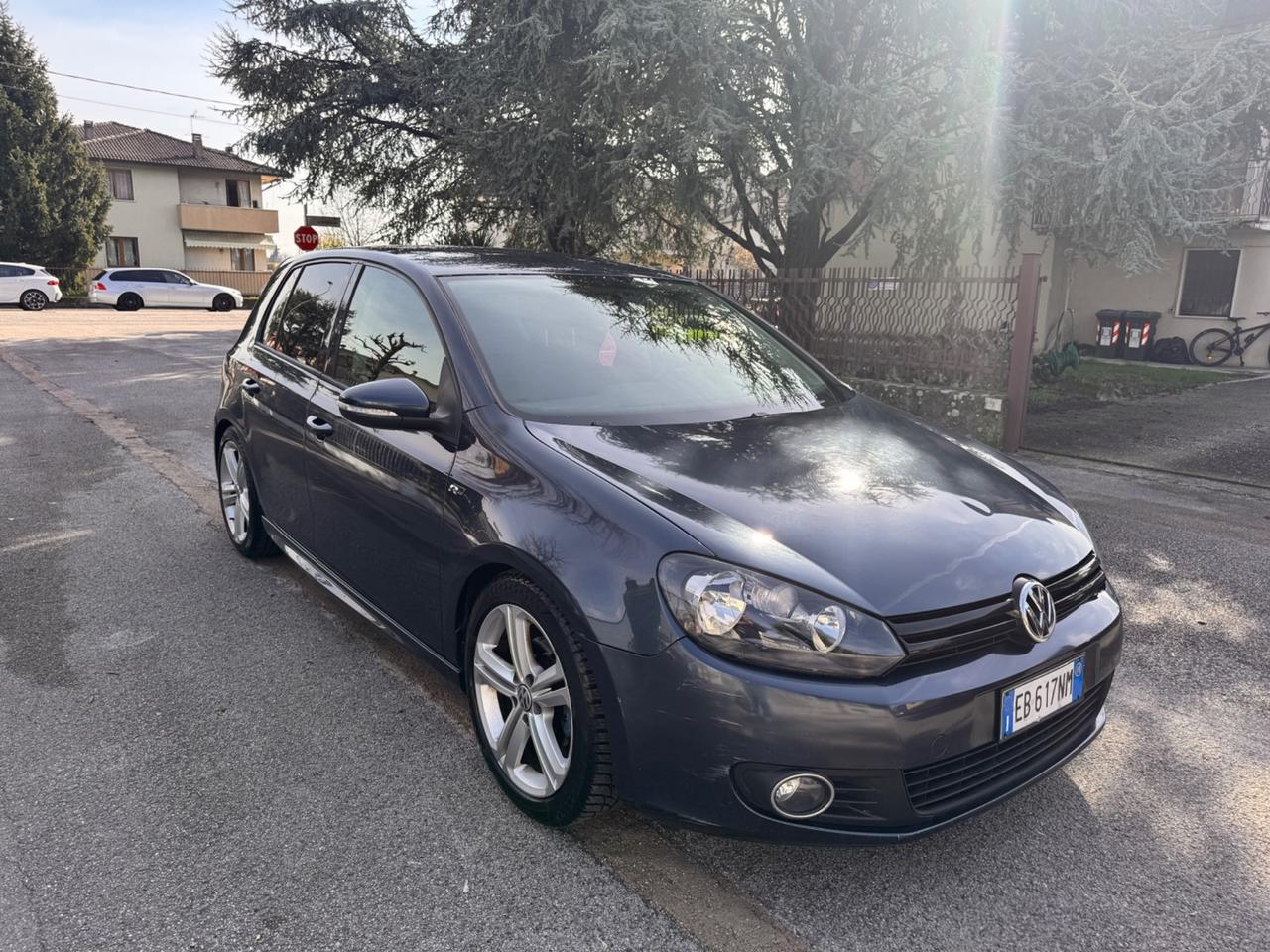 Volkswagen Golf 1.6 TDI DPF 3p. Highline