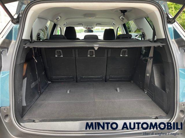 PEUGEOT 5008 1.5 BLUEHDI 130 CV AUTOMATICA 7 POSTI NAVIGATORE