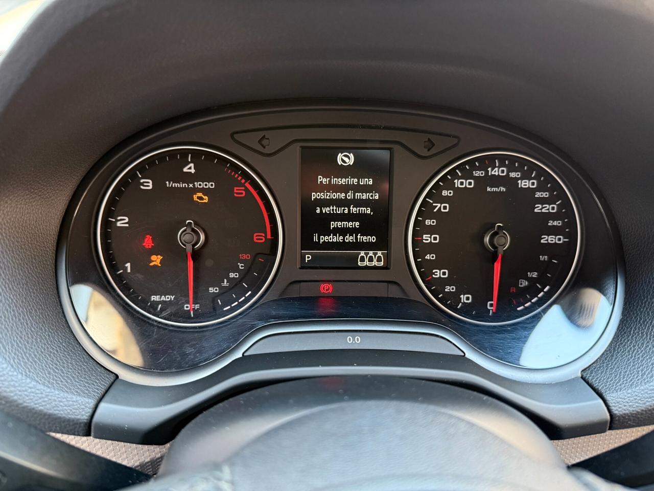 Audi Q2 35 TDI S tronic Business