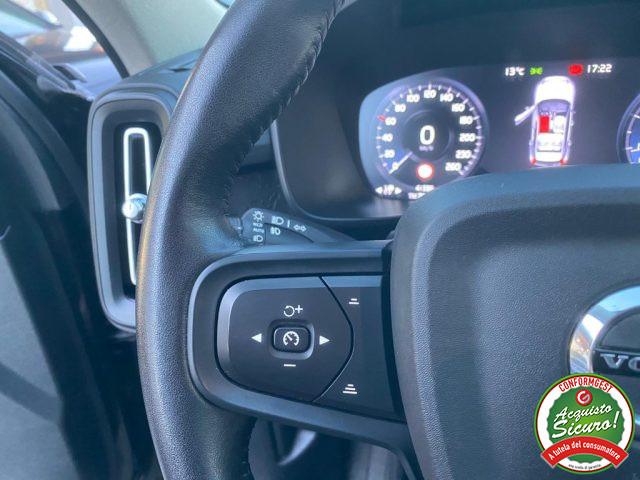 VOLVO XC40 T2 Geartronic Momentum Pro Automatico