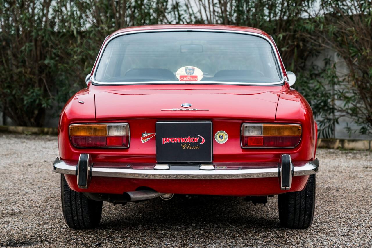 Alfa Romeo 2000 GT VELOCE