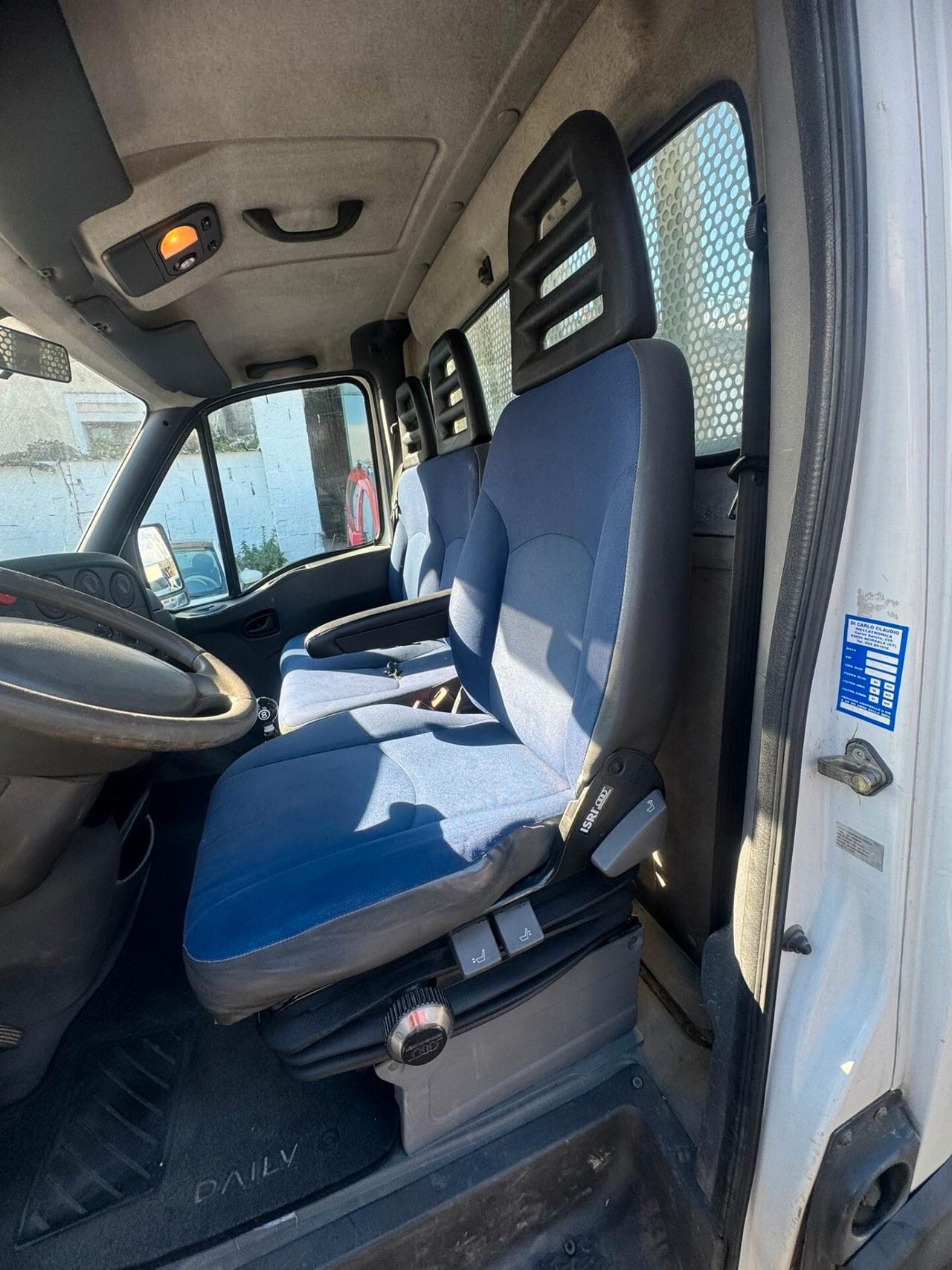 IVECO DAILY 35C13 RIBALTABILE TRI LATERALE MOTORE 2.8 TURBO