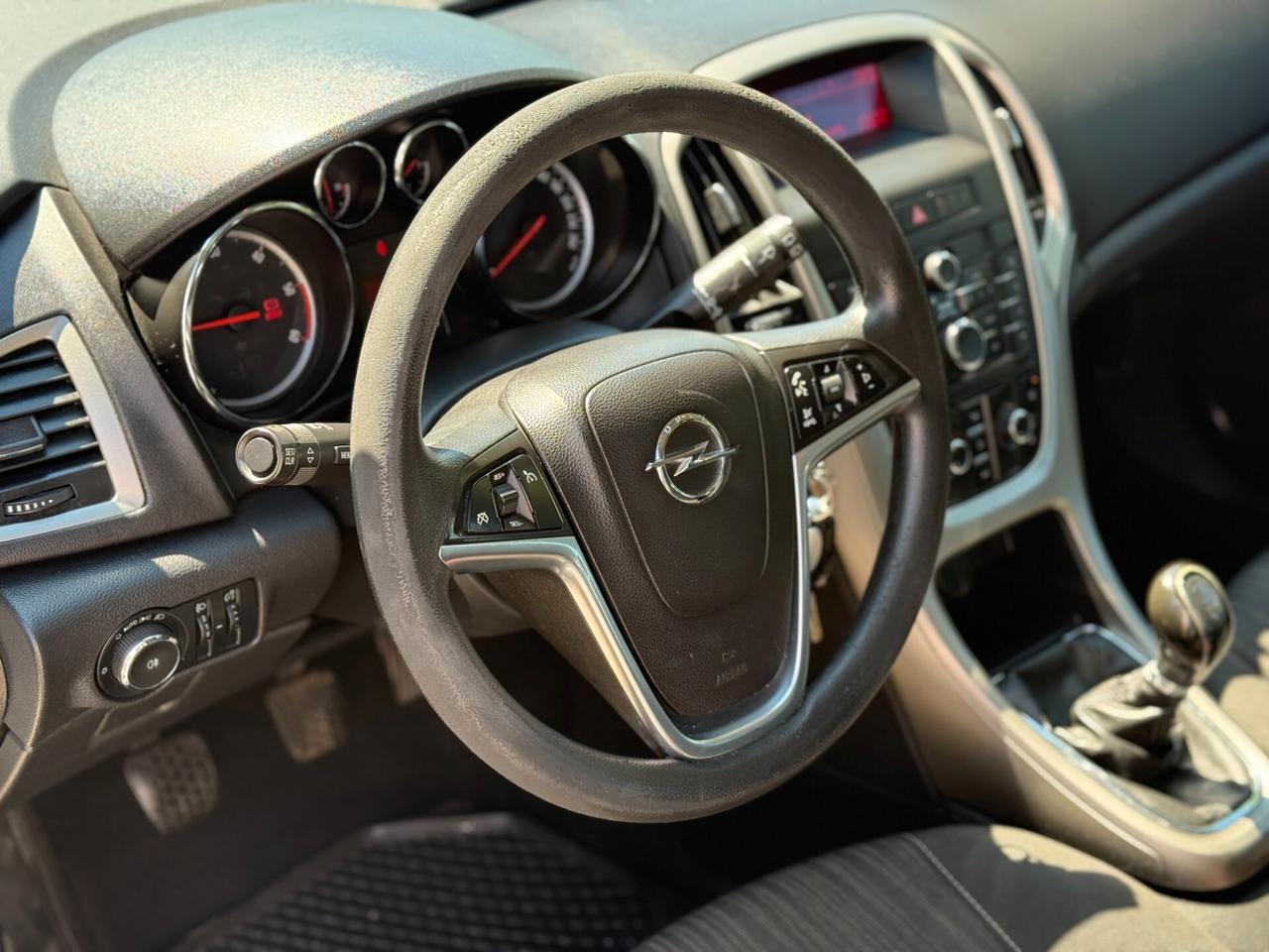Opel Astra 1.7 CDTI 110CV 5 porte Cosmo