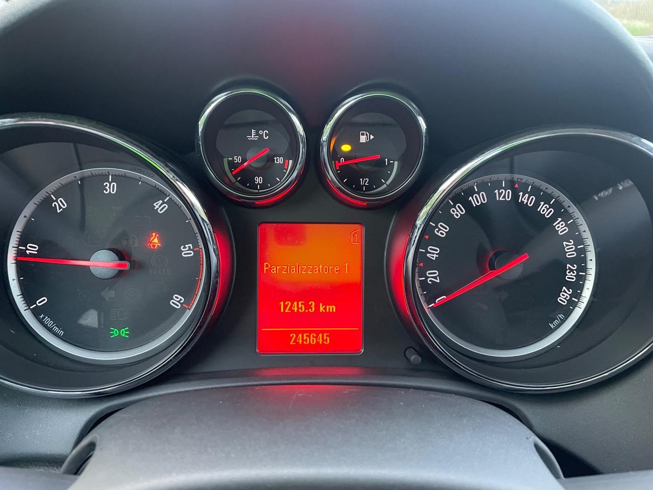 Opel Astra 1.7 CDTI 110CV 5 porte